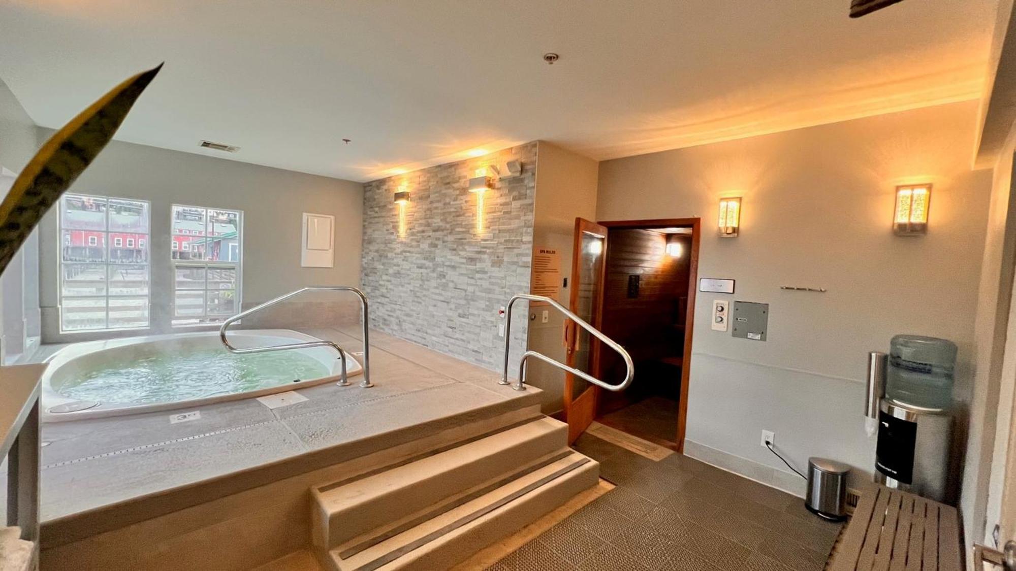 Cannery Pier Hotel & Spa Astoria Luaran gambar